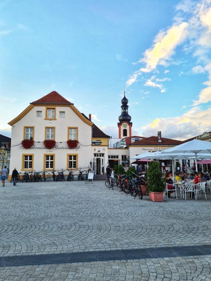 Mels Appartment Schwetzingen Bagian luar foto