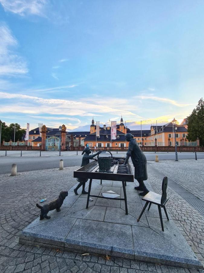 Mels Appartment Schwetzingen Bagian luar foto